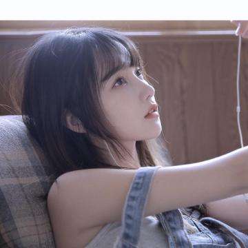 我的美女秘书手机版下载
